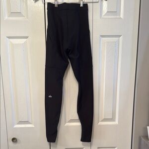 Alo Black Leggings